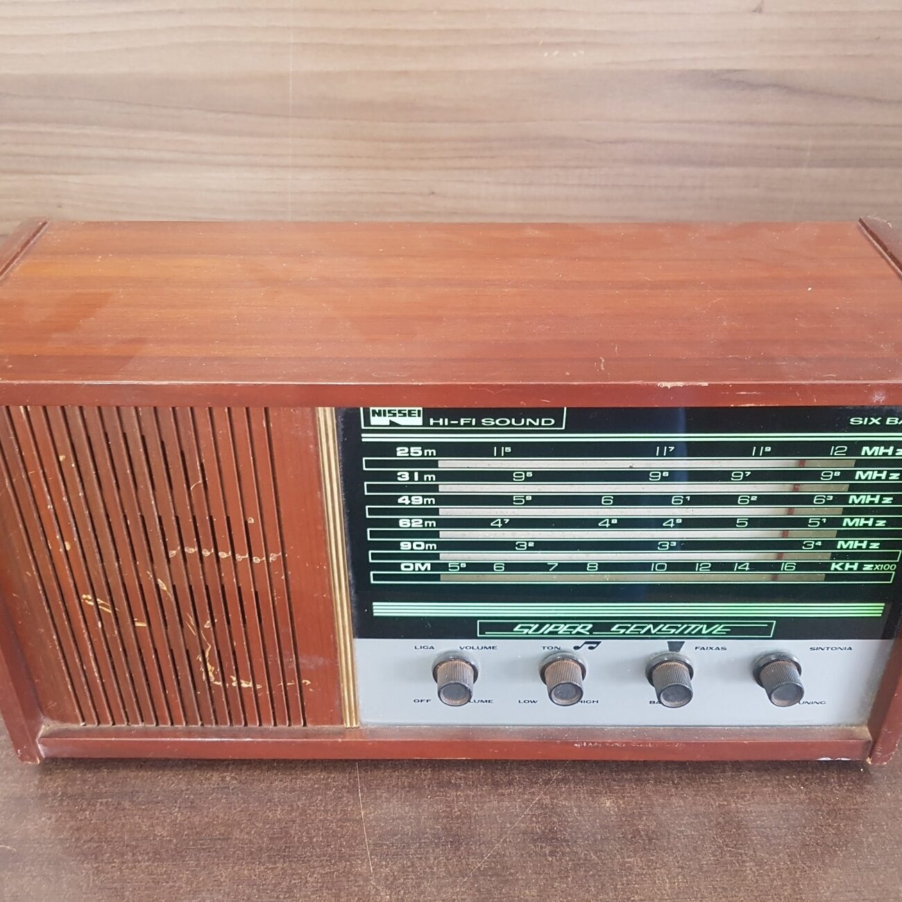 Rádio Nissei Super Sensitive